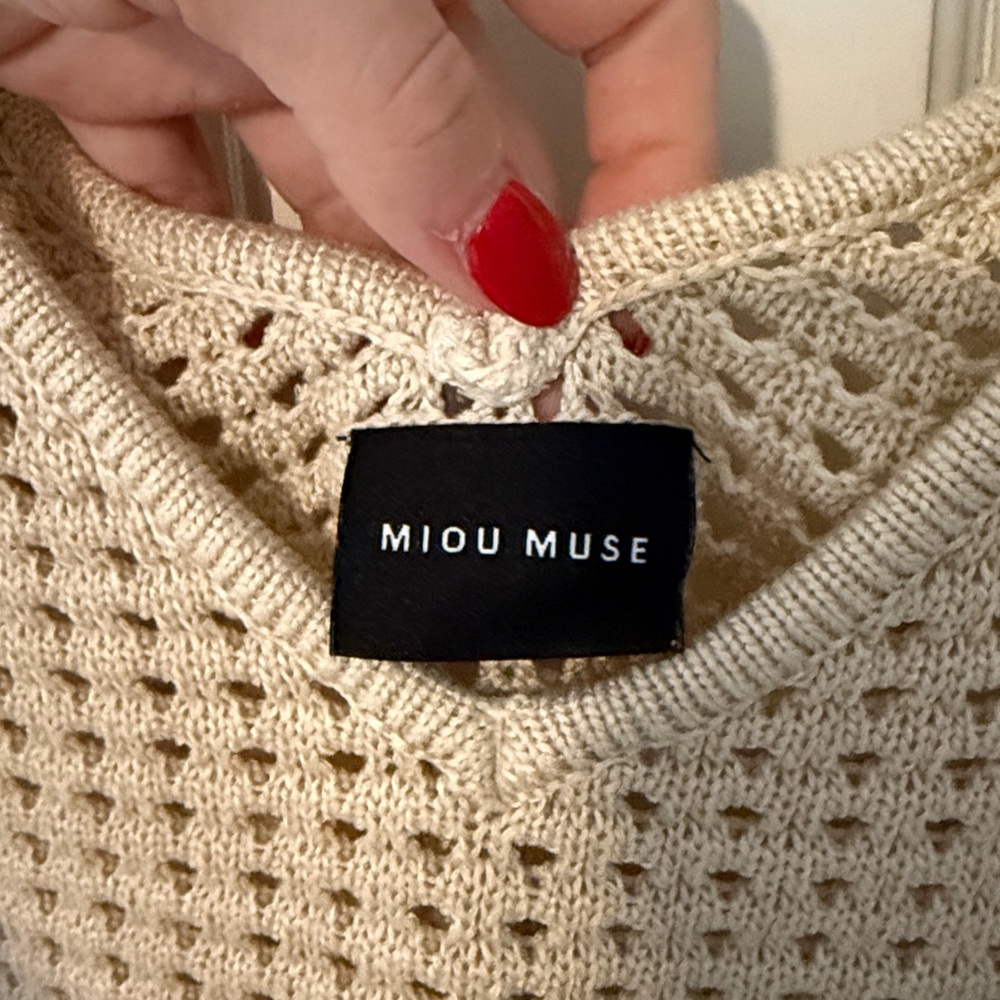 Fringed Knit Tank Top - Picture 3 of 4